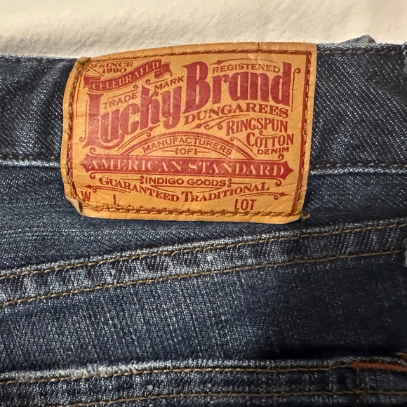 Lucky Brand Blue Bootcut Jeans with Classic Indigo Wash - Picture 3 of 4